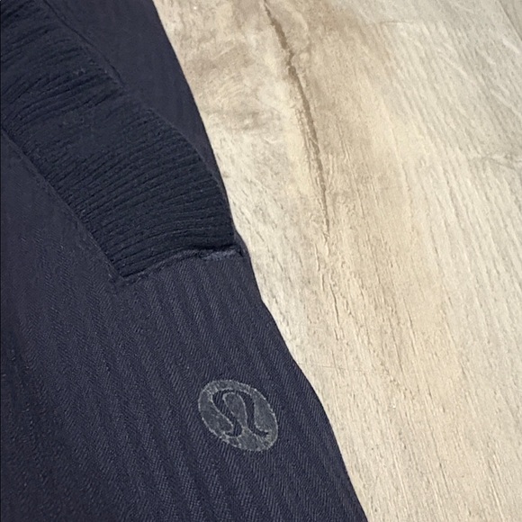 Lululemon Dance Studio Pants Size 6 34.5” Inseam - Picture 4 of 8